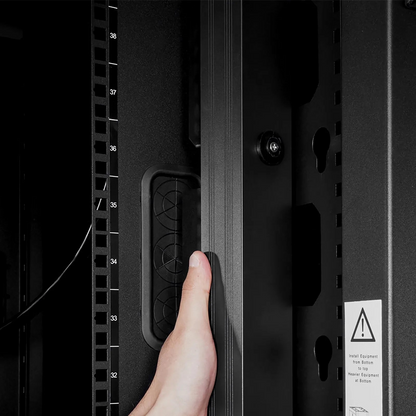 FyberOptix 6.24kW Single-Phase 30A/208V Switched Rack PDU, 21 x C13 & 3 x C19 Outlets, NEMA L6-30P Plug, 10ft Cord, 0U Vertical